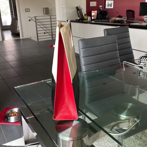 Kate Spade Handbag - Picture 3 of 8